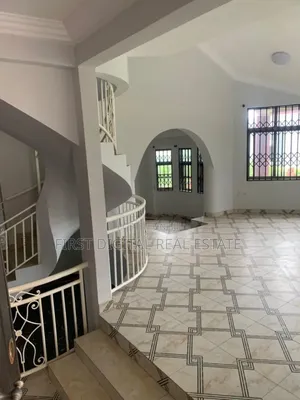 5bdrm Duplex in First Digital Real, Kasoa for rent