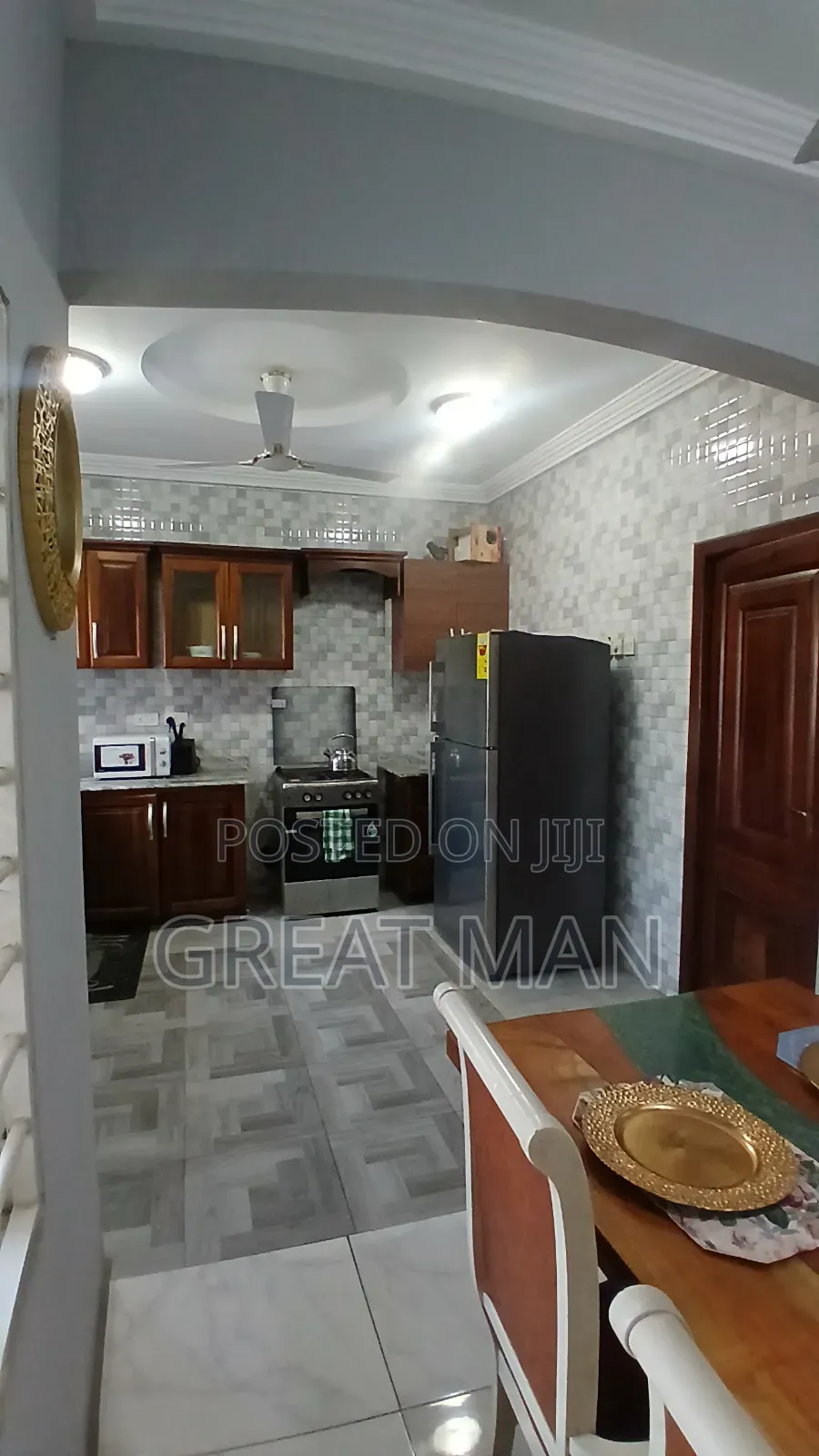 Furnished 3bdrm Apartment in Kokomlemle for Rent