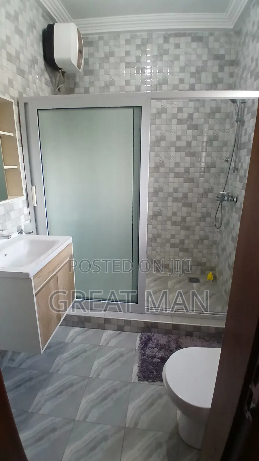Furnished 3bdrm Apartment in Kokomlemle for Rent