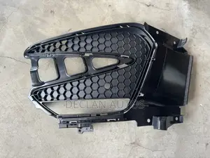 Genuine Oem Acura Rdx 2019-21 Front Bumper Garnish Right Passenger