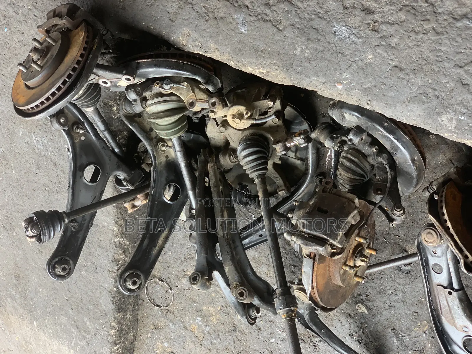 Nissan, Toyota, Mistubishi Front Hub Complete and Driving Shaft