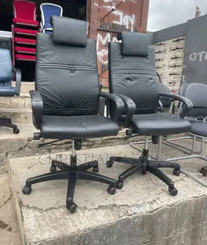 Office/ Swivel Chair