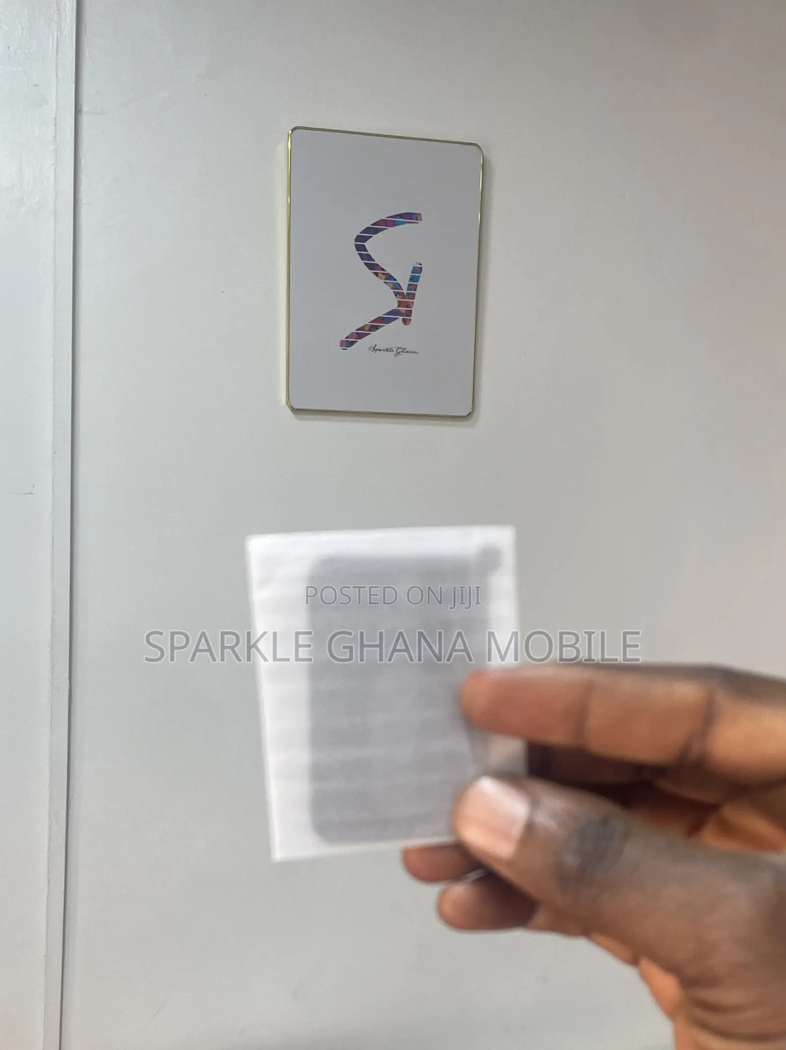 Google Pixel 8 Camera Lens Available