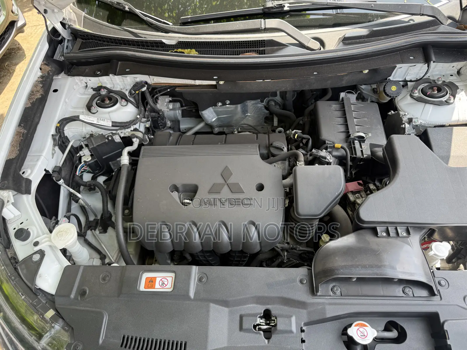 Mitsubishi Outlander SEL FWD 2019 White
