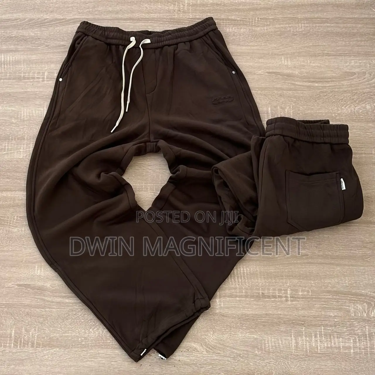 100% Thick Jogger Pants