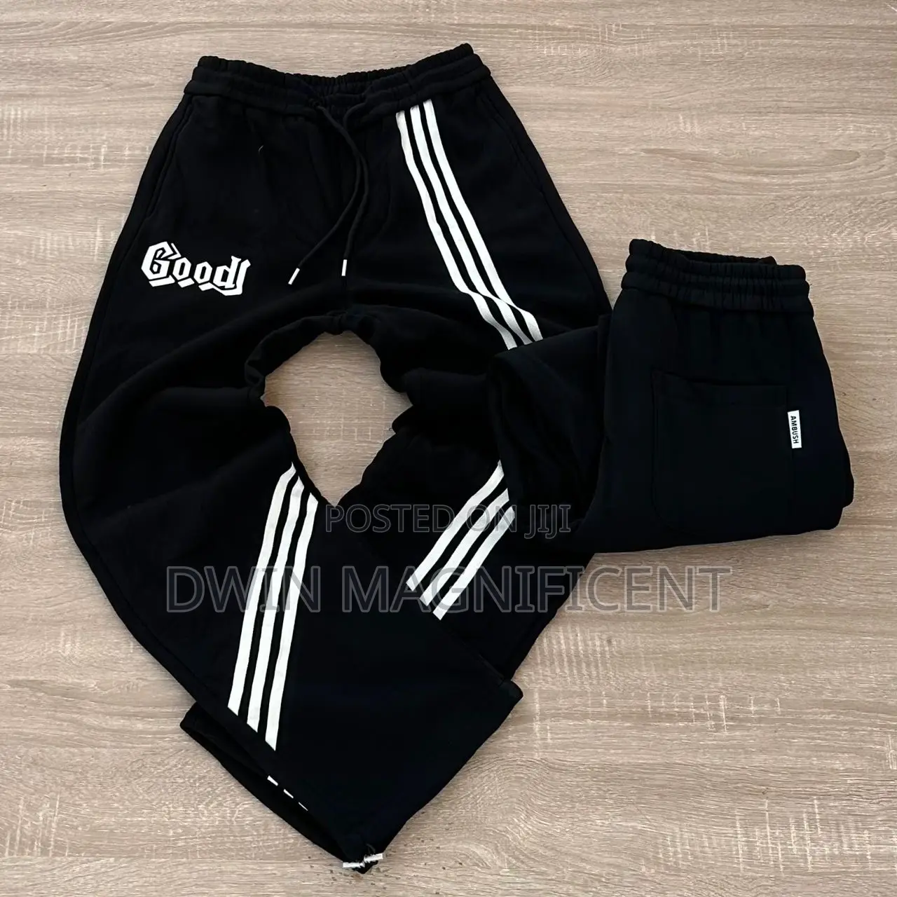 100% Thick Jogger Pants
