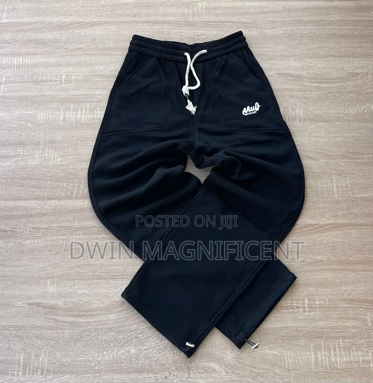 100% Thick Jogger Pants