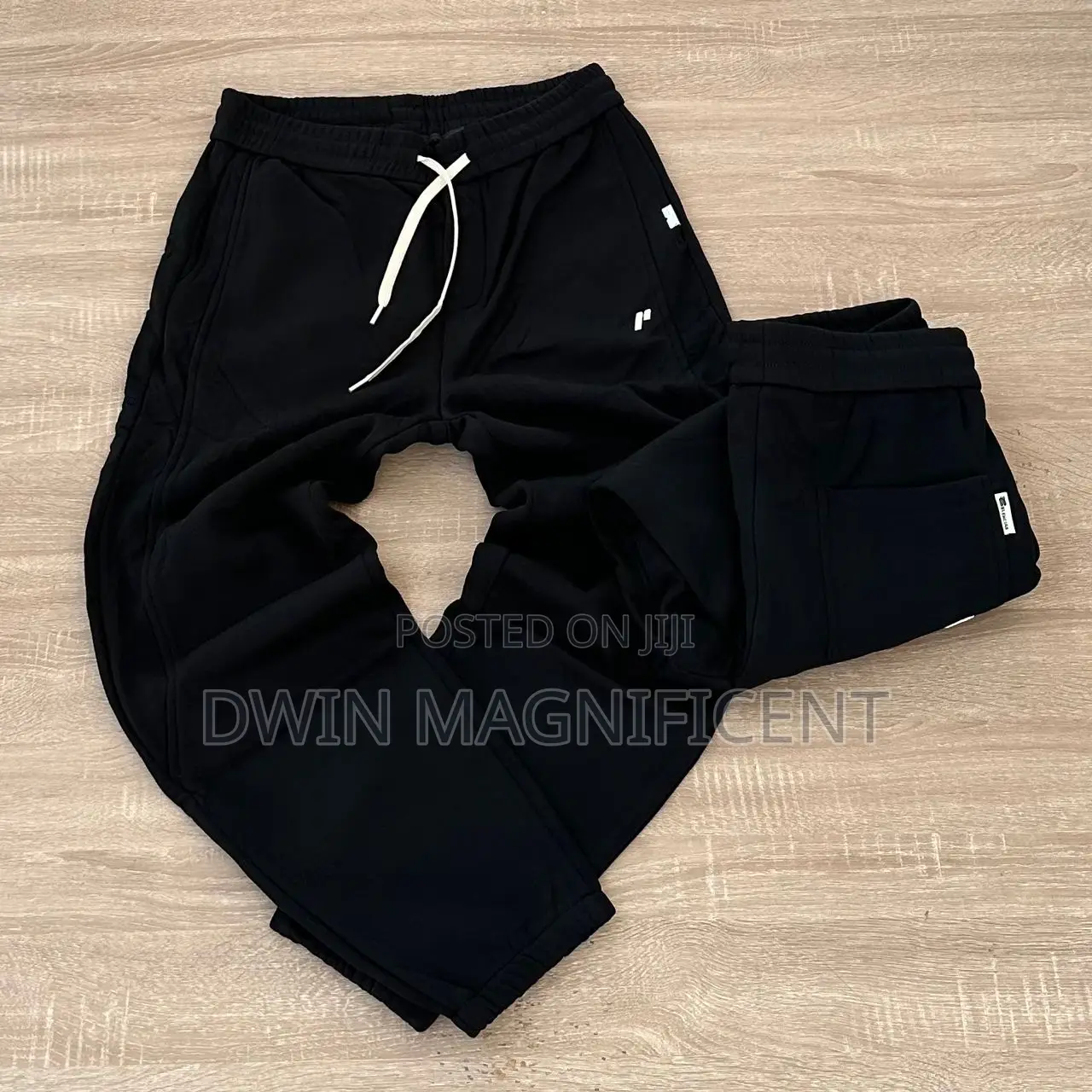 100% Thick Jogger Pants