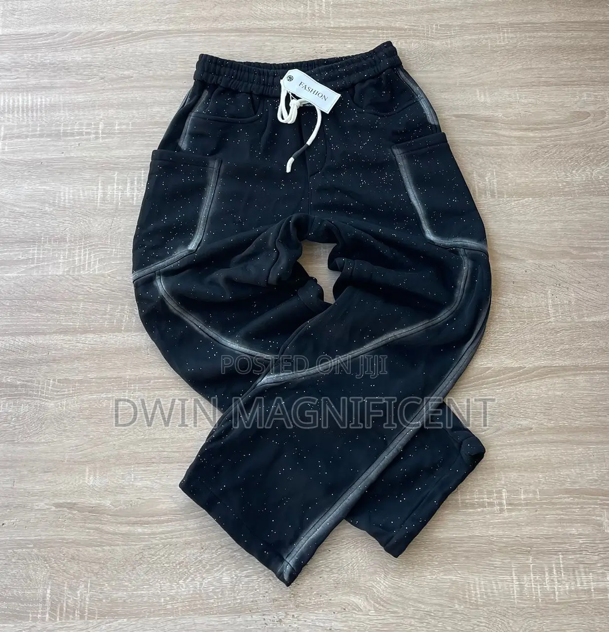 100% Thick Jogger Pants