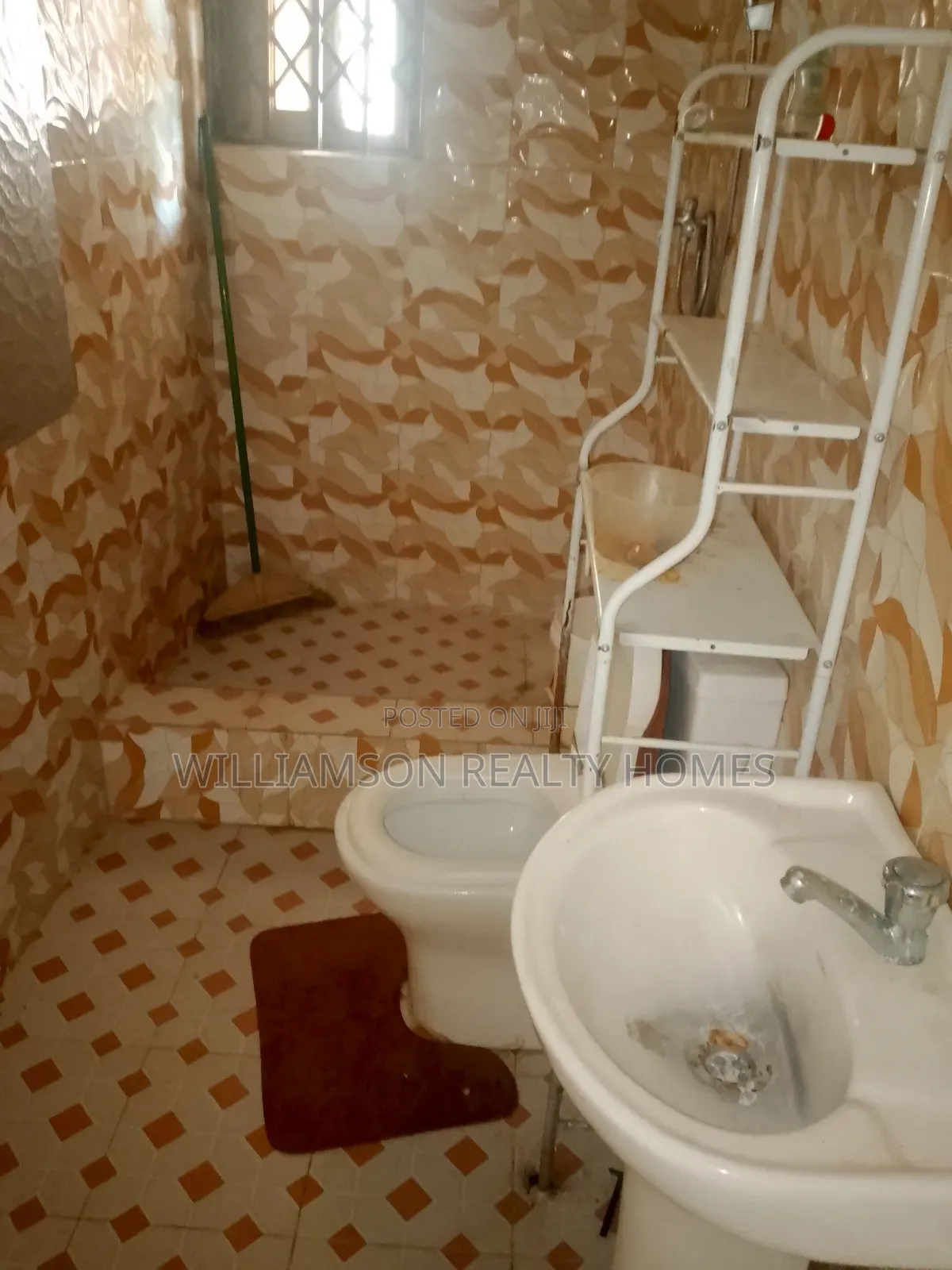 1bdrm Apartment in Hfc Estate Area, Spintex for rent