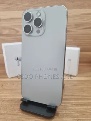 Apple iPhone 15 Pro Max 256 GB