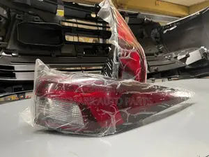 Mitsubishi Outlander 2022-2023-2024 Taillight Pair