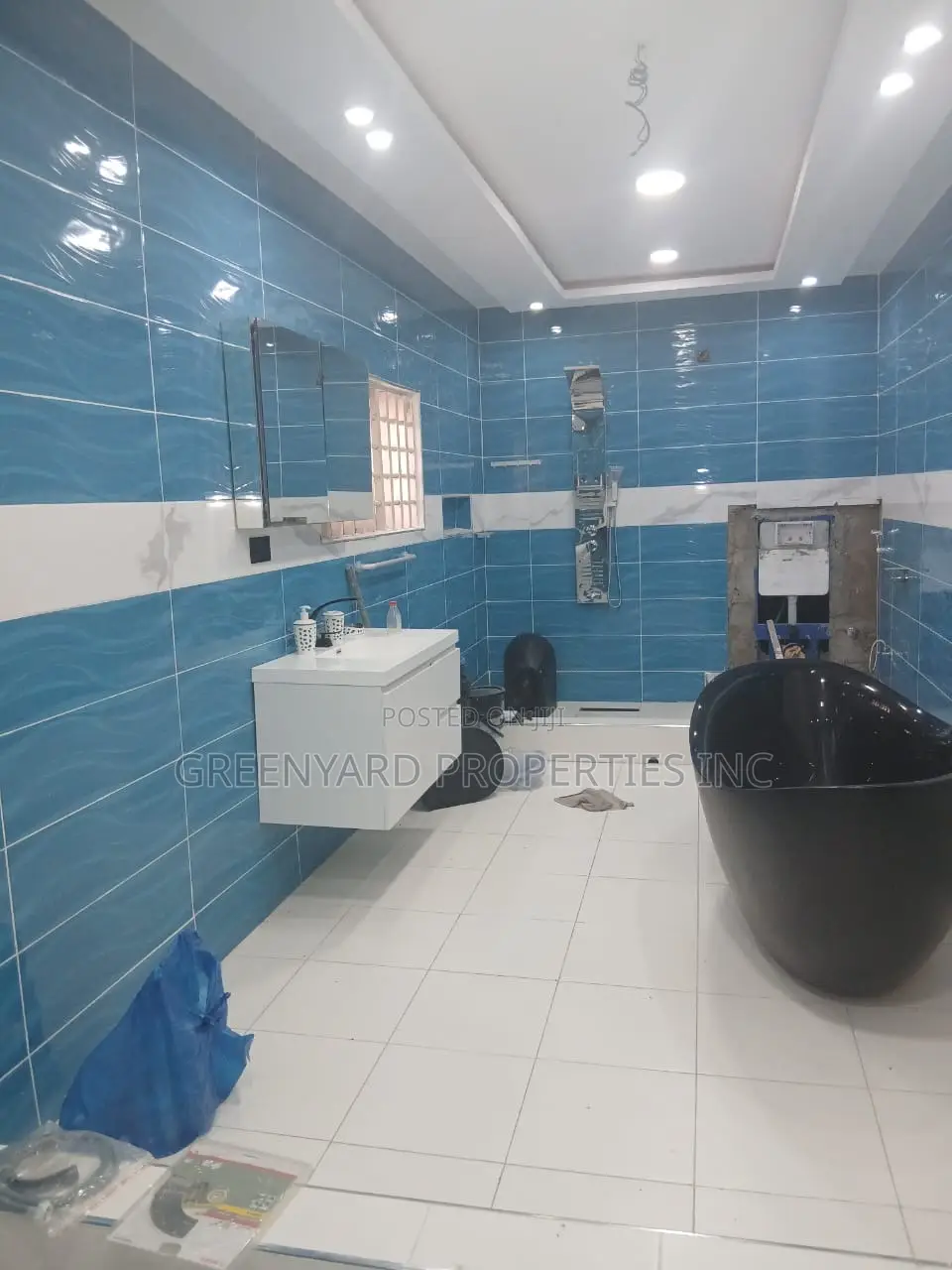 5bdrm House in Ayikuma, Dodowa for sale