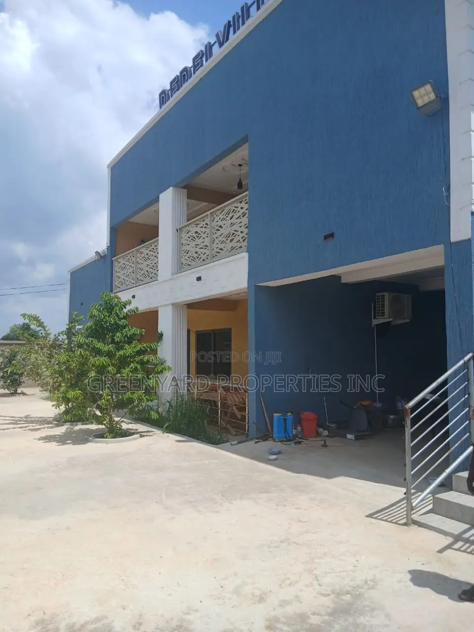 5bdrm House in Ayikuma, Dodowa for sale