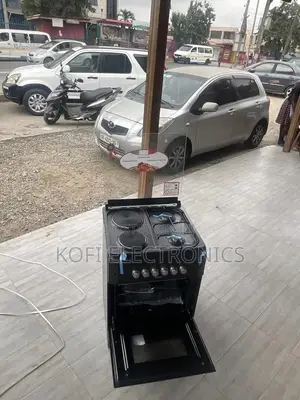Stylish Gas Cooker With Built-in Oven