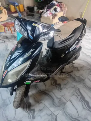 Yamaha Majesty 2010 Black