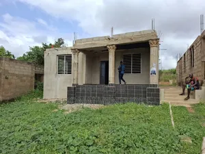 3bdrm House in Sokoban Apaaso, Kumasi Metropolitan for sale