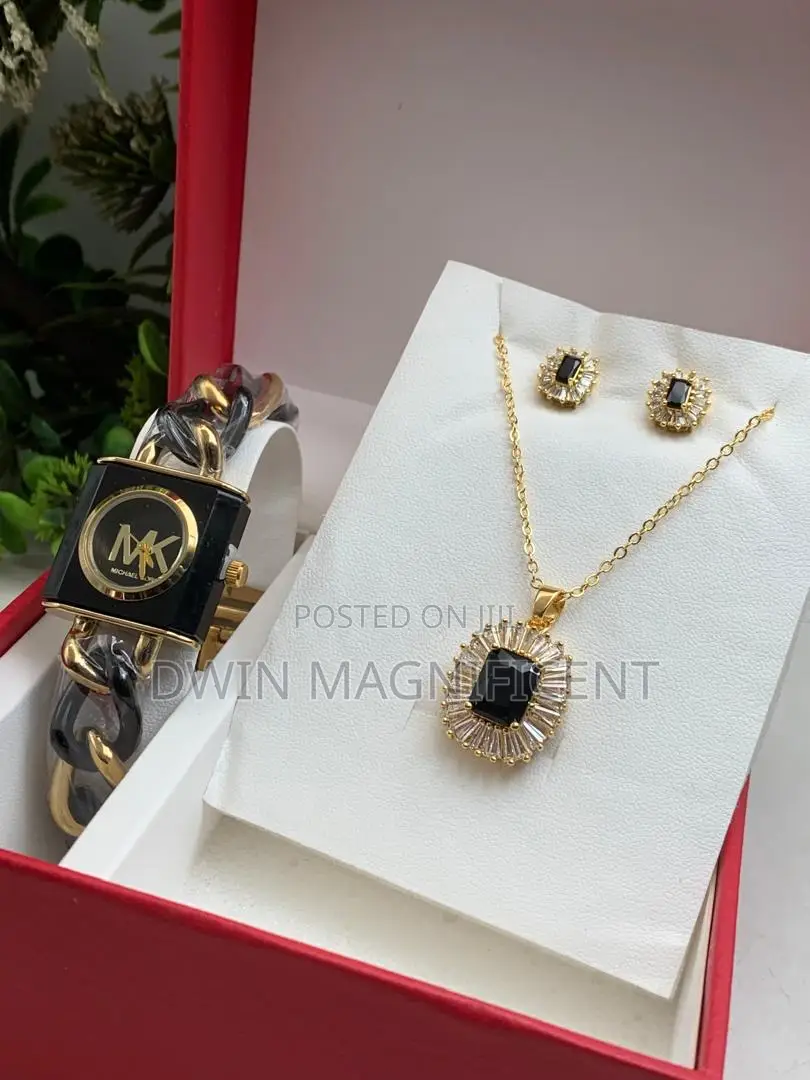 Portable Female Jewelry Set