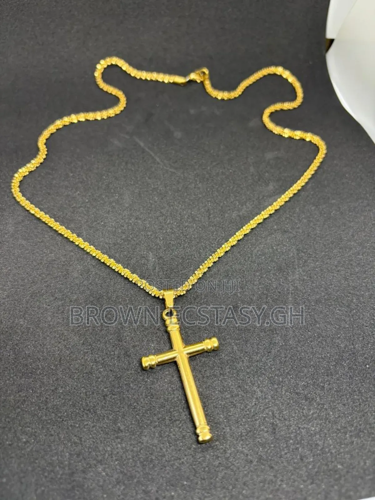 Round Tip Cross Necklace ( Available in Gold or Silver)