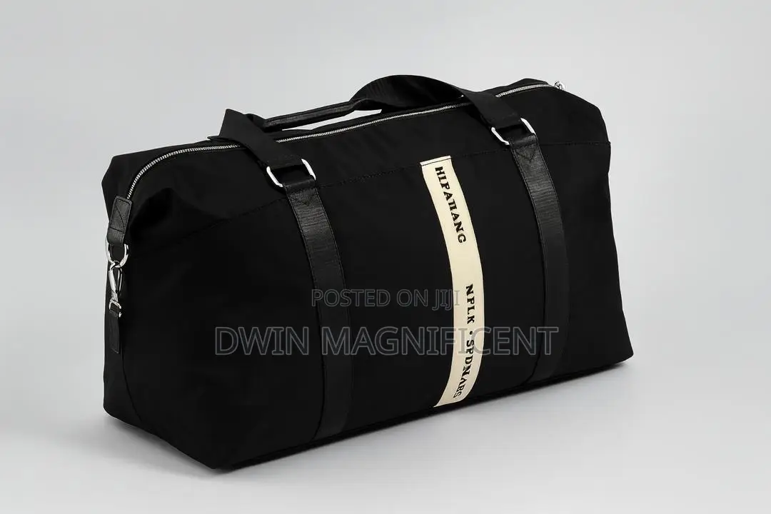 Travel With Our Duffel Bag (20+ Pics)