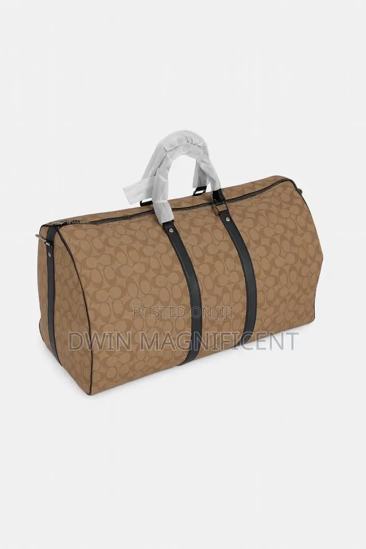 Travel With Our Duffel Bag (20+ Pics)