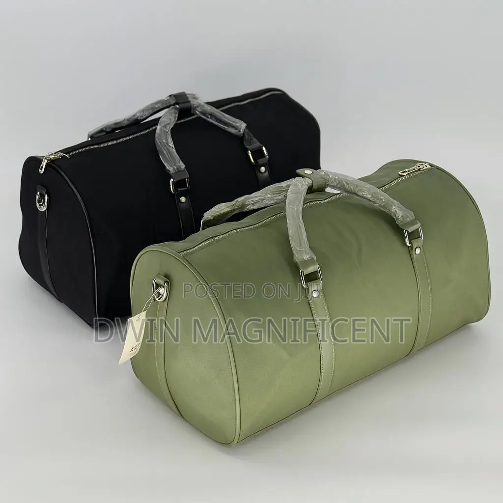 Travel With Our Duffel Bag (20+ Pics)