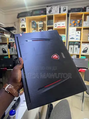 Laptop MSI 16GB Intel Core I7 SSD 512GB