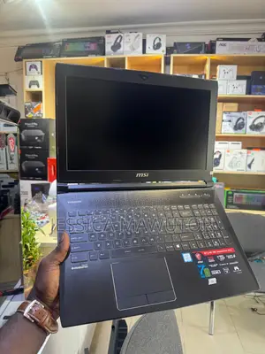 Laptop MSI 16GB Intel Core I7 SSD 512GB