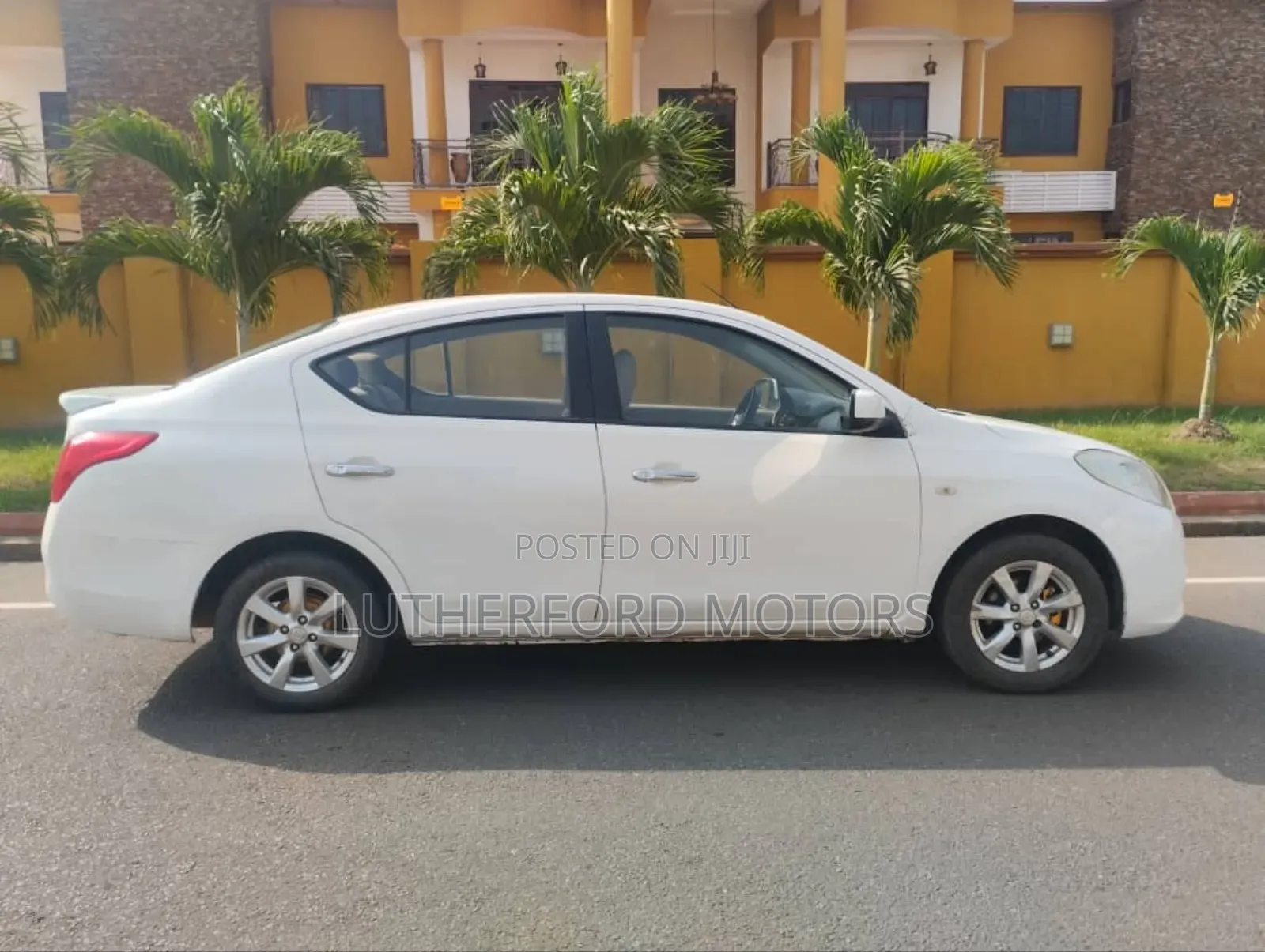 Nissan Almera 2015 White