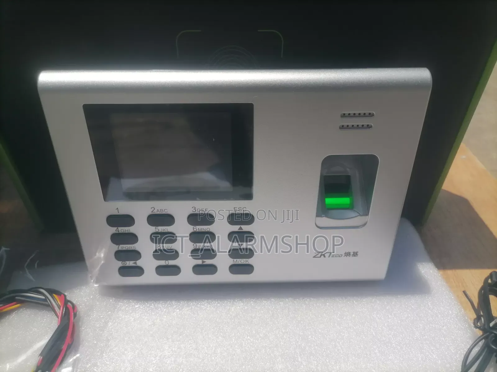 Ztekco K40 Time Attendance With Access Control Inbuilt Battery Kits