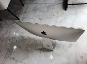 Desktop Computer Apple iMac 8GB Intel Core I5 SSD 256GB