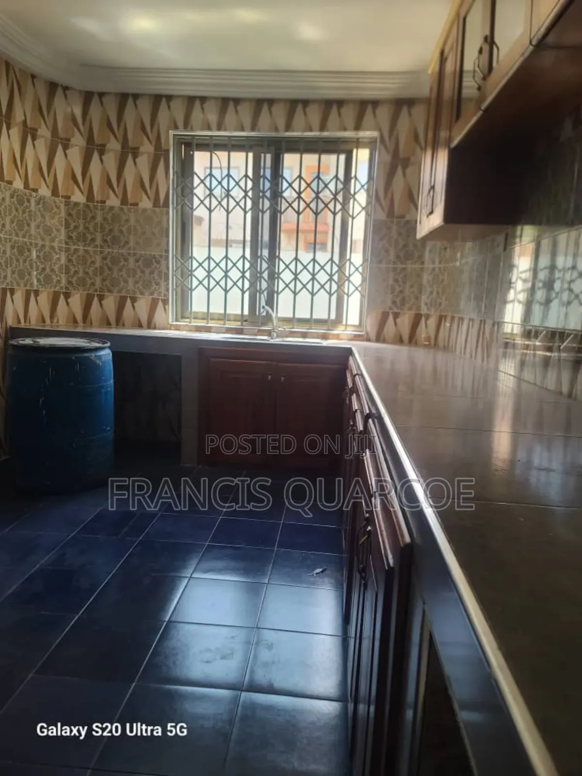 9bdrm Mansion in Pillar 2 for rent