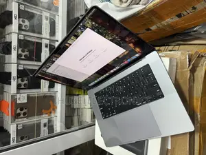 Laptop Apple MacBook Pro 2021 M1 16GB Apple M1 Pro SSD 512GB