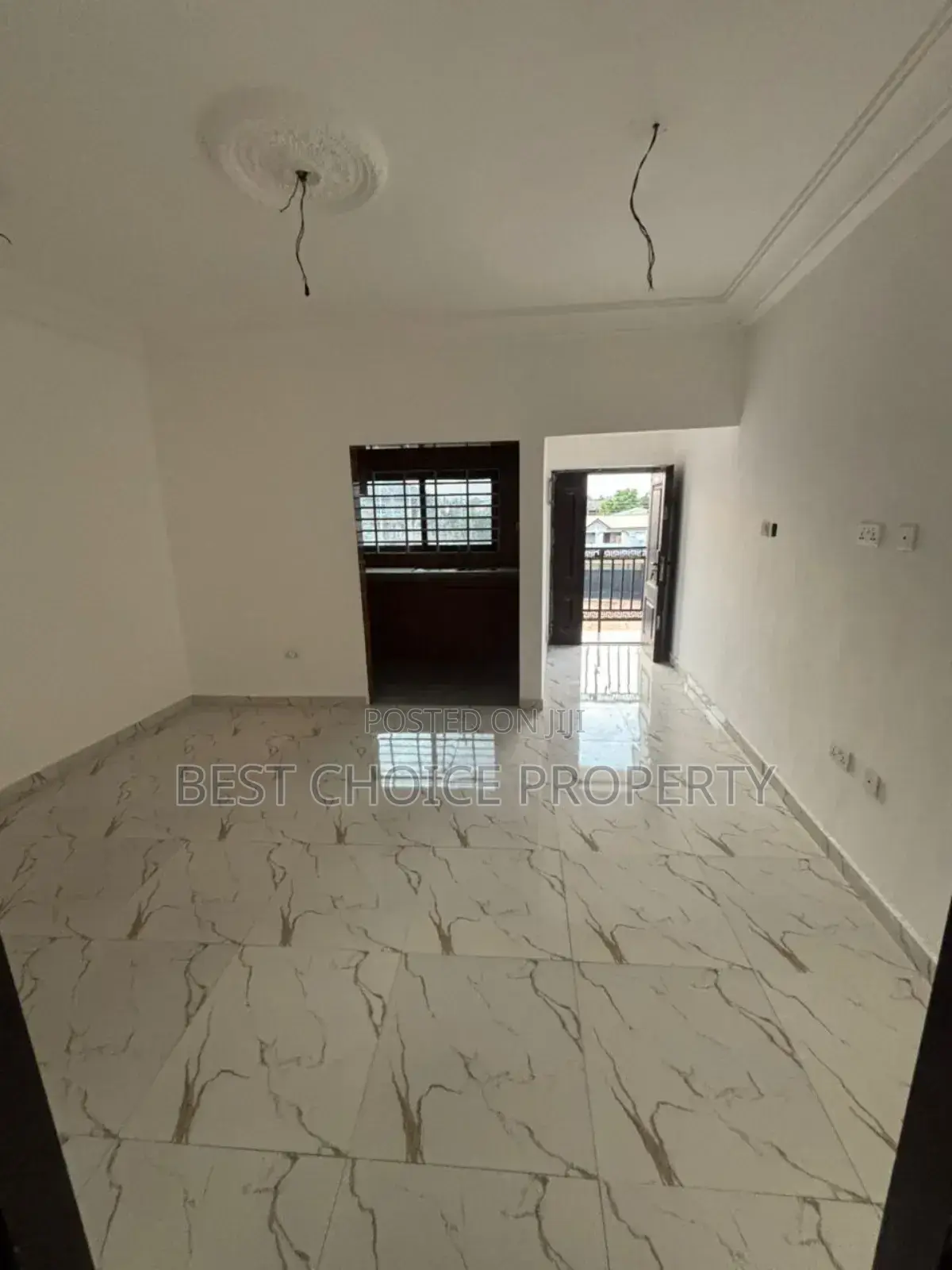 Cchamber and Hall Sc for Rent at Adenta Commandos
