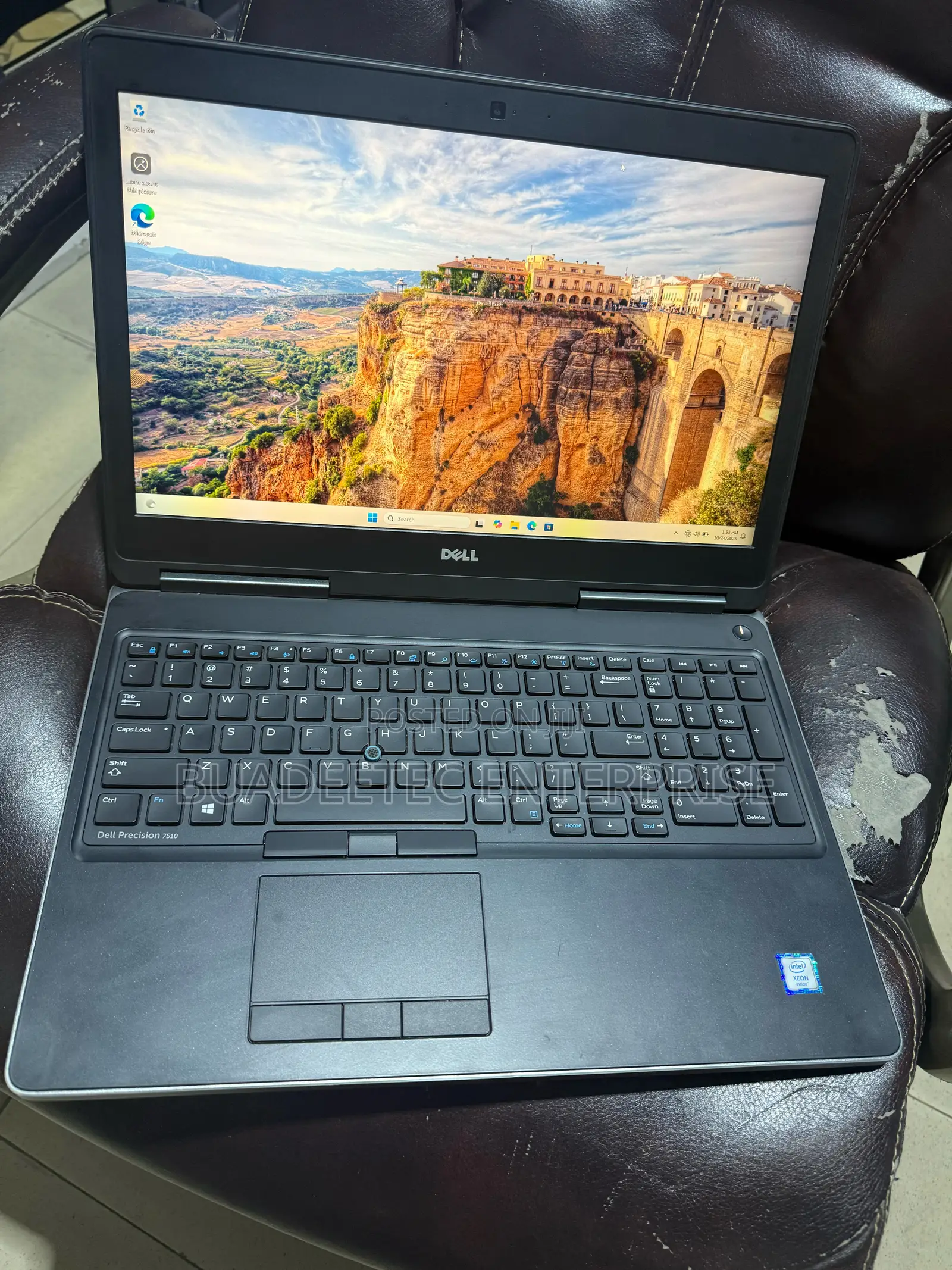 Laptop Dell Precision 7510 32GB Intel Xeon SSD 512GB