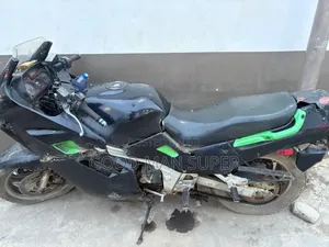 Suzuki 1998 Black