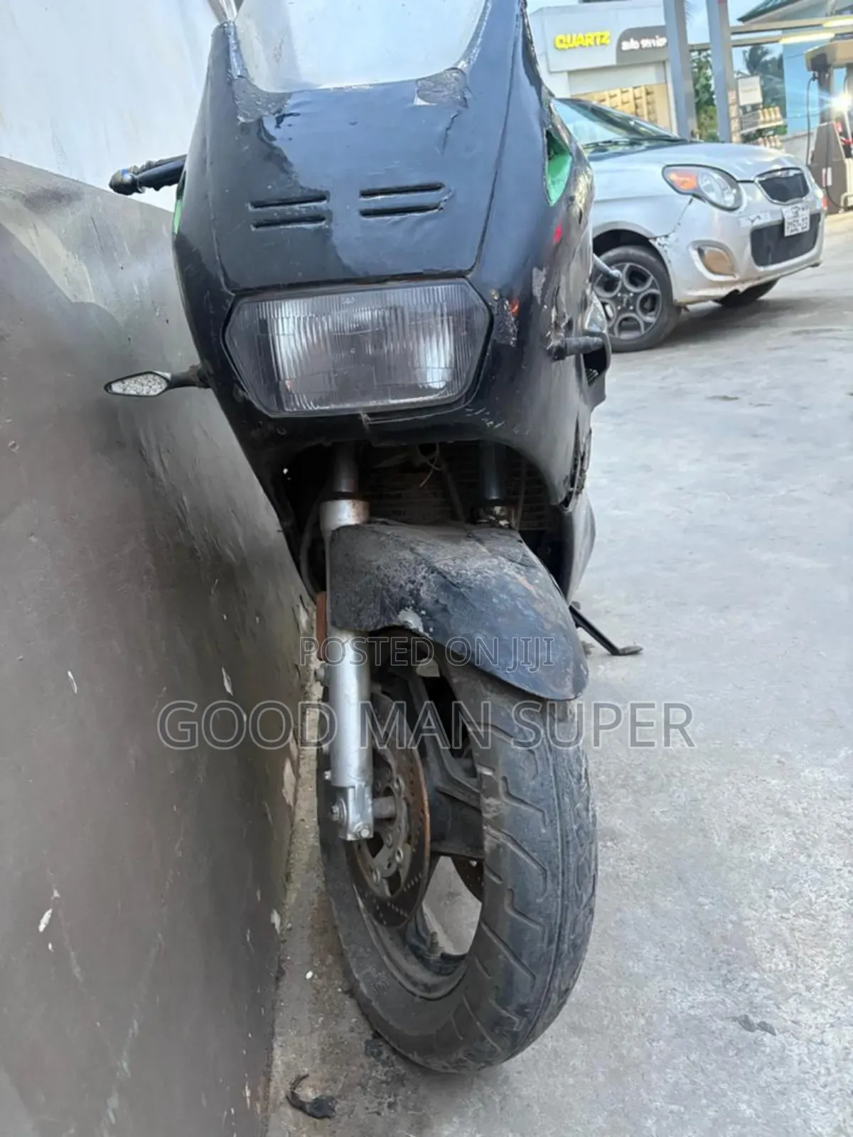 Suzuki 1998 Black