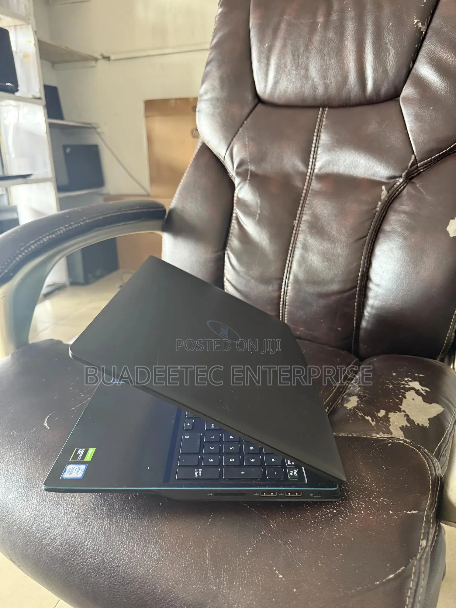 Laptop Dell G3 15 3590 16GB Intel Core i7 SSD 512GB