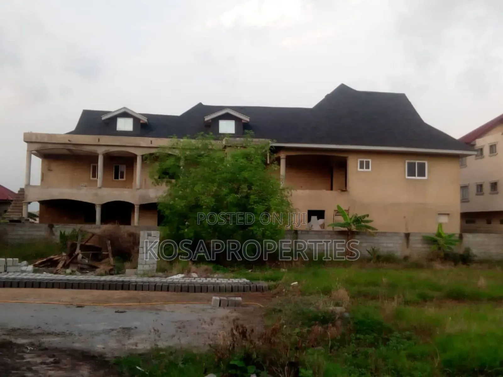 8bdrm House in East Legon Hills 7, Adjiriganor for sale
