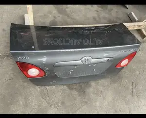 Toyota Corolla 2006 Boot