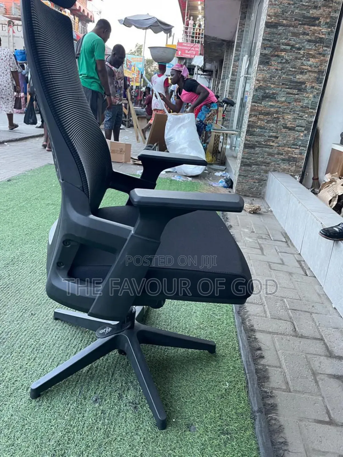 An Original Office Chair