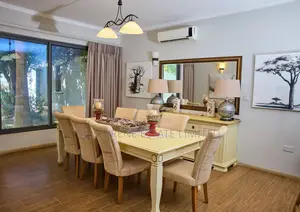 5bdrm House in Pgl Estate, Kumasi Metropolitan for sale