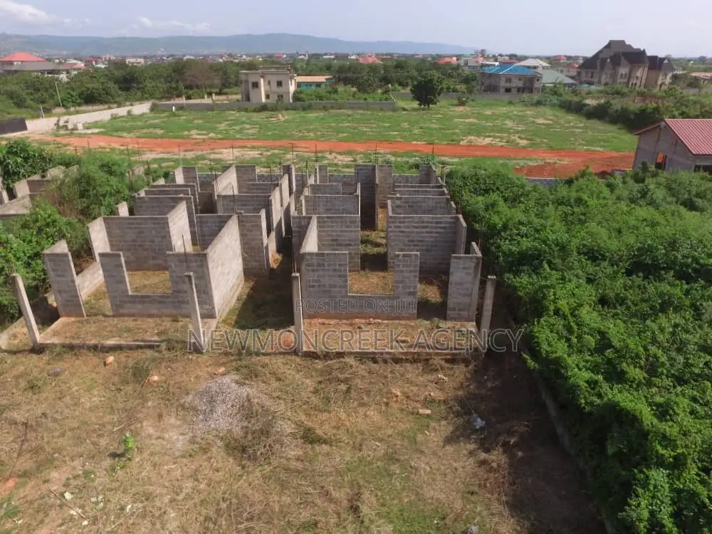 2bdrm Apartment in Oyibi,Sasabi, Accra Metropolitan for sale