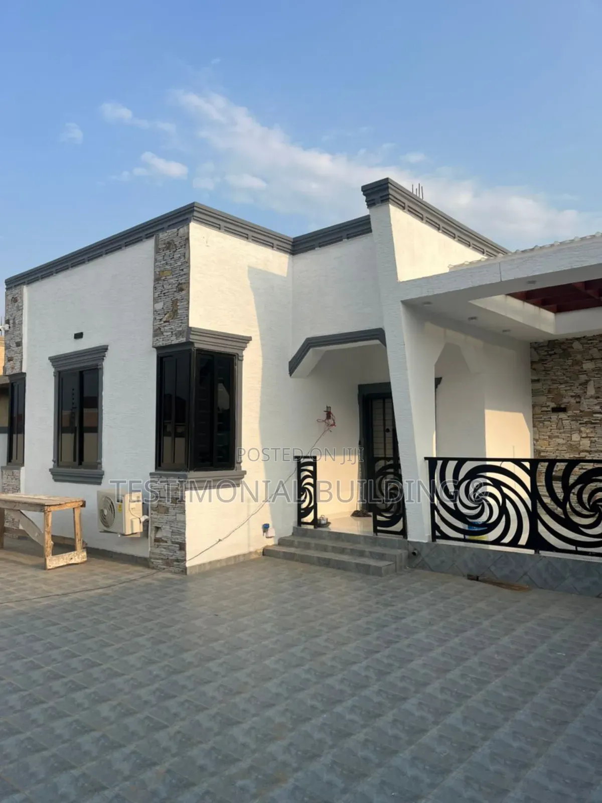 3bdrm House in Testimonial Building, Ghana Flag for sale