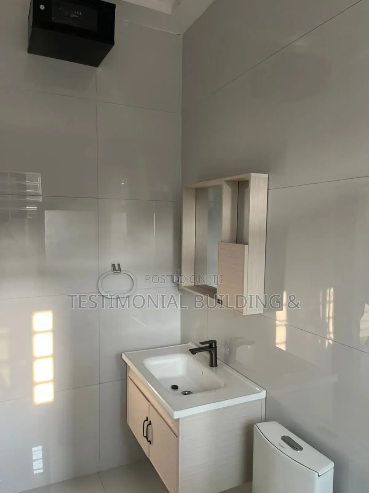 3bdrm House in Testimonial Building, Ghana Flag for sale