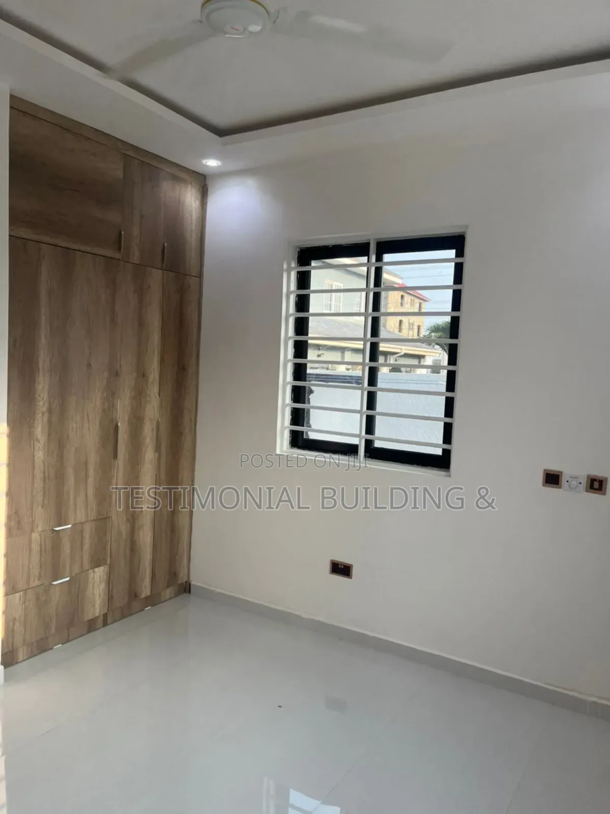 3bdrm House in Testimonial Building, Ghana Flag for sale