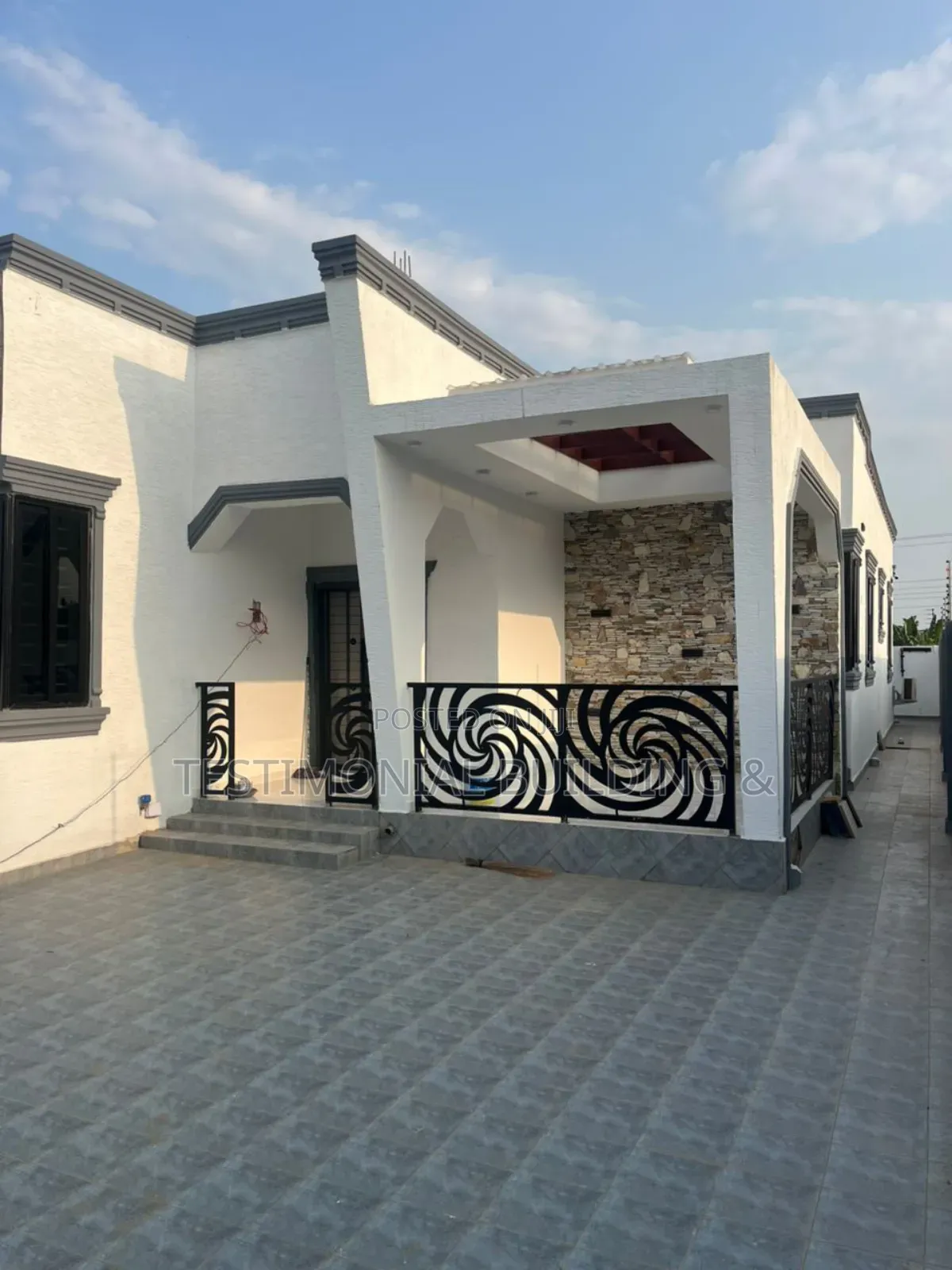 3bdrm House in Testimonial Building, Ghana Flag for sale