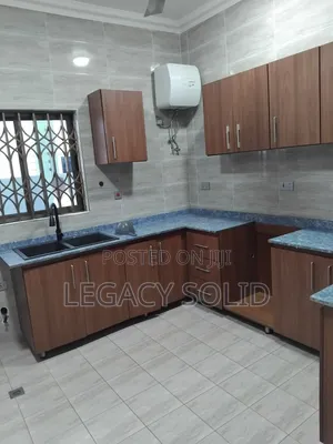 3bdrm House in Legacy  Solid Real, Spintex for rent