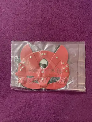 Pyeuift Pack of 2 Catwoman Mask
