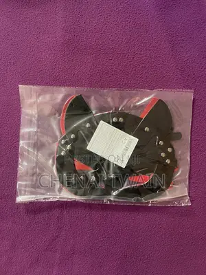 Pyeuift Pack of 2 Catwoman Mask
